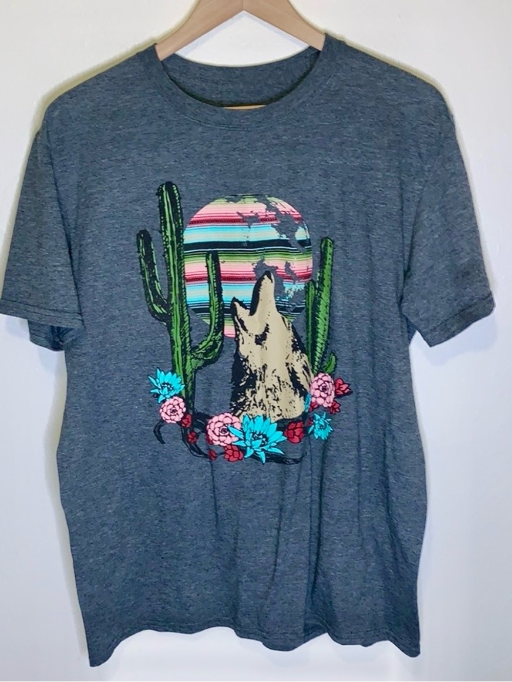 Crazy Train Howling Wolf Tee Shirt Cactus Desert Western Graphic L Unisex